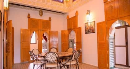 Riad Toubkal D'Atlas Tifnoute