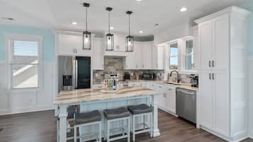 Fridge, microwave, oven, dishwasher