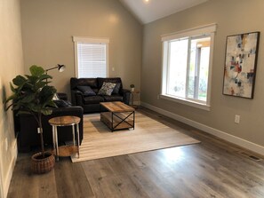 Smart TV y futbolito 