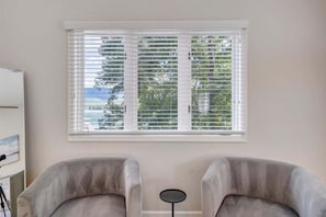 Télévision, baby-foot