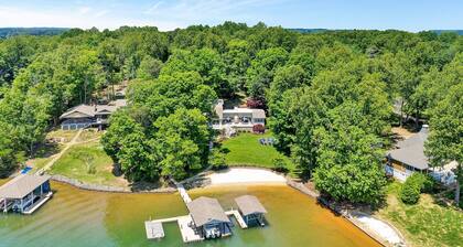 Thomwells Family Affair - Private Dock, Sleeps 18!