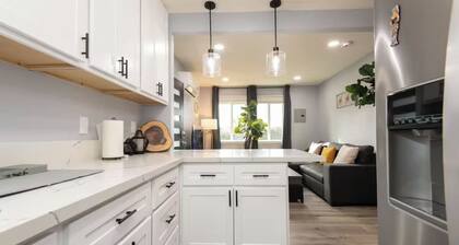 Charming 3BR with Complimentary Parking Onsite