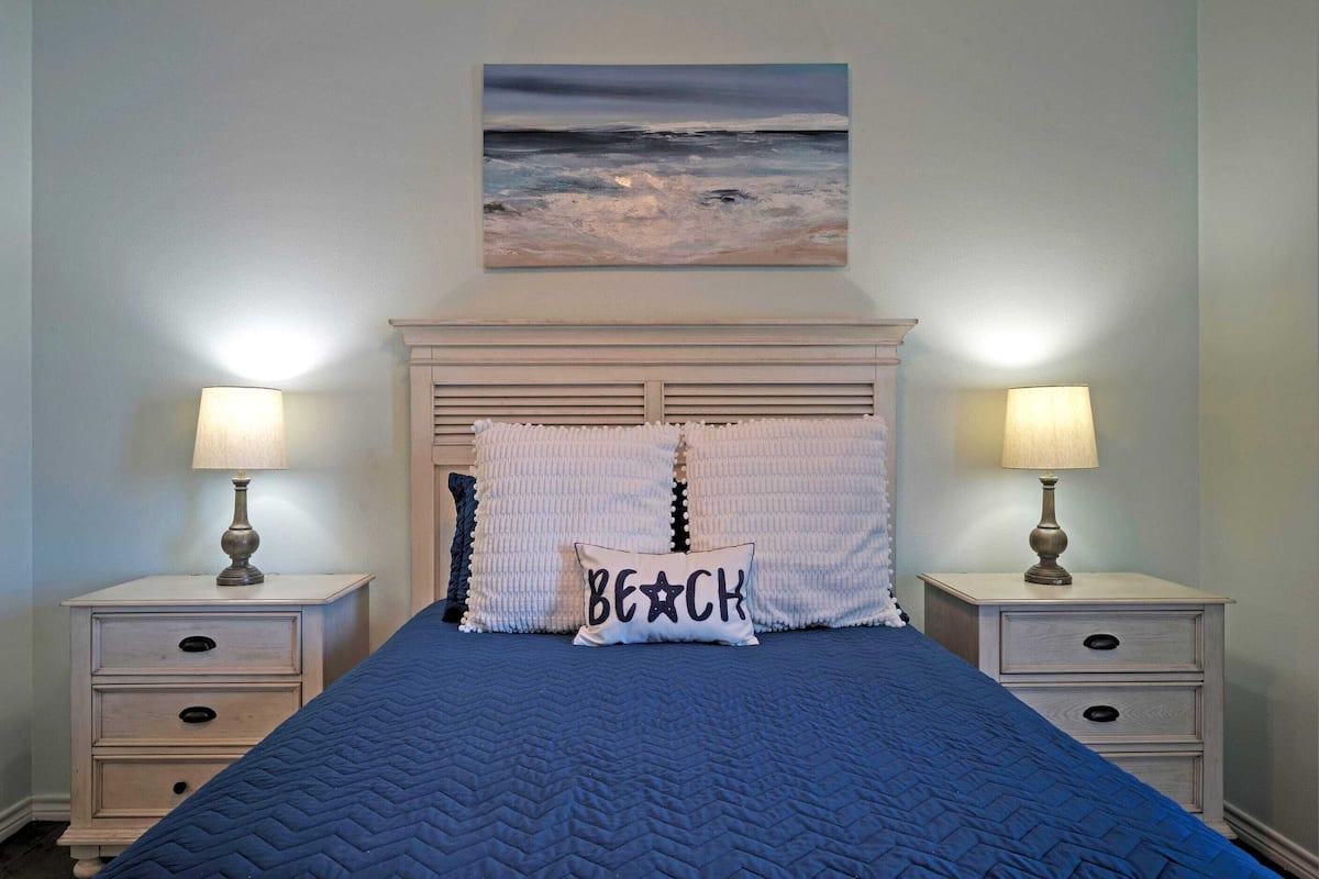 Two-Bedroom | Desk, laptop workspace, iron/ironing board, free WiFi