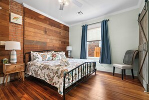 3 bedrooms, free WiFi, bed sheets