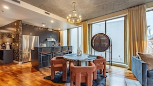 Condo, 1 phòng ngủ | Khu ăn uống