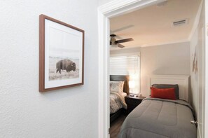 2 bedrooms, iron/ironing board, WiFi, bed sheets