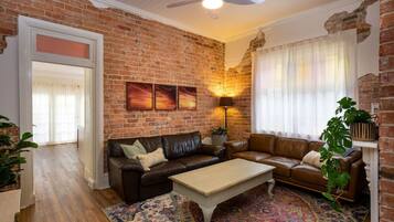 Smart TV, video games, books, stereo