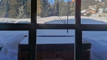 Condo, 3 Bedrooms | Interior