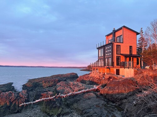 Private Retreat on the world famous Bay of Fundy, Nova Scotia