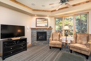 Condo, 2 Bedrooms | Living area | Smart TV