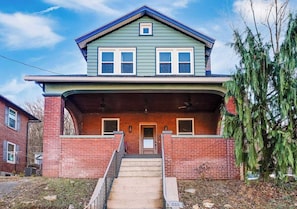 Exterior - Charming 5 Bedroom Fully Renovated Historic Home (Reading)