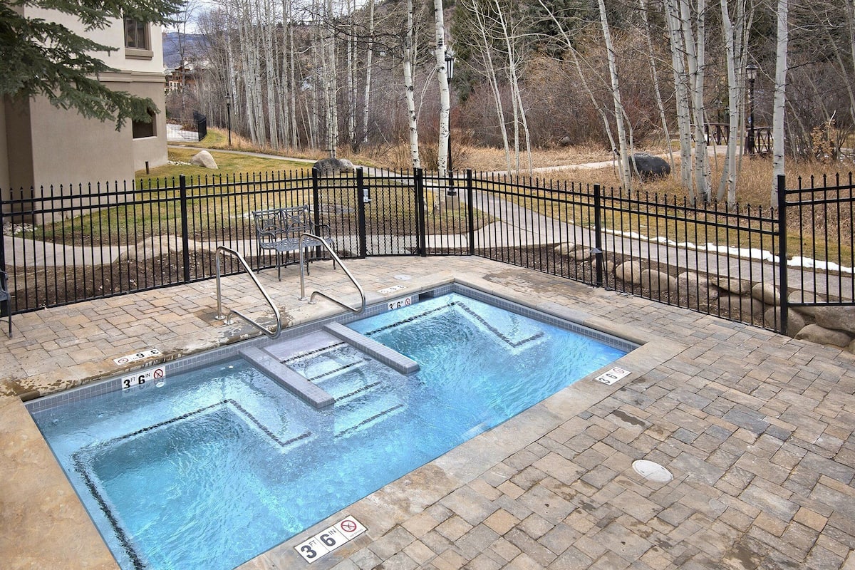 Condo, 2 quartos | Piscina