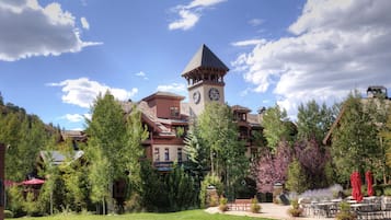 Condo, 2 Bedrooms | Exterior