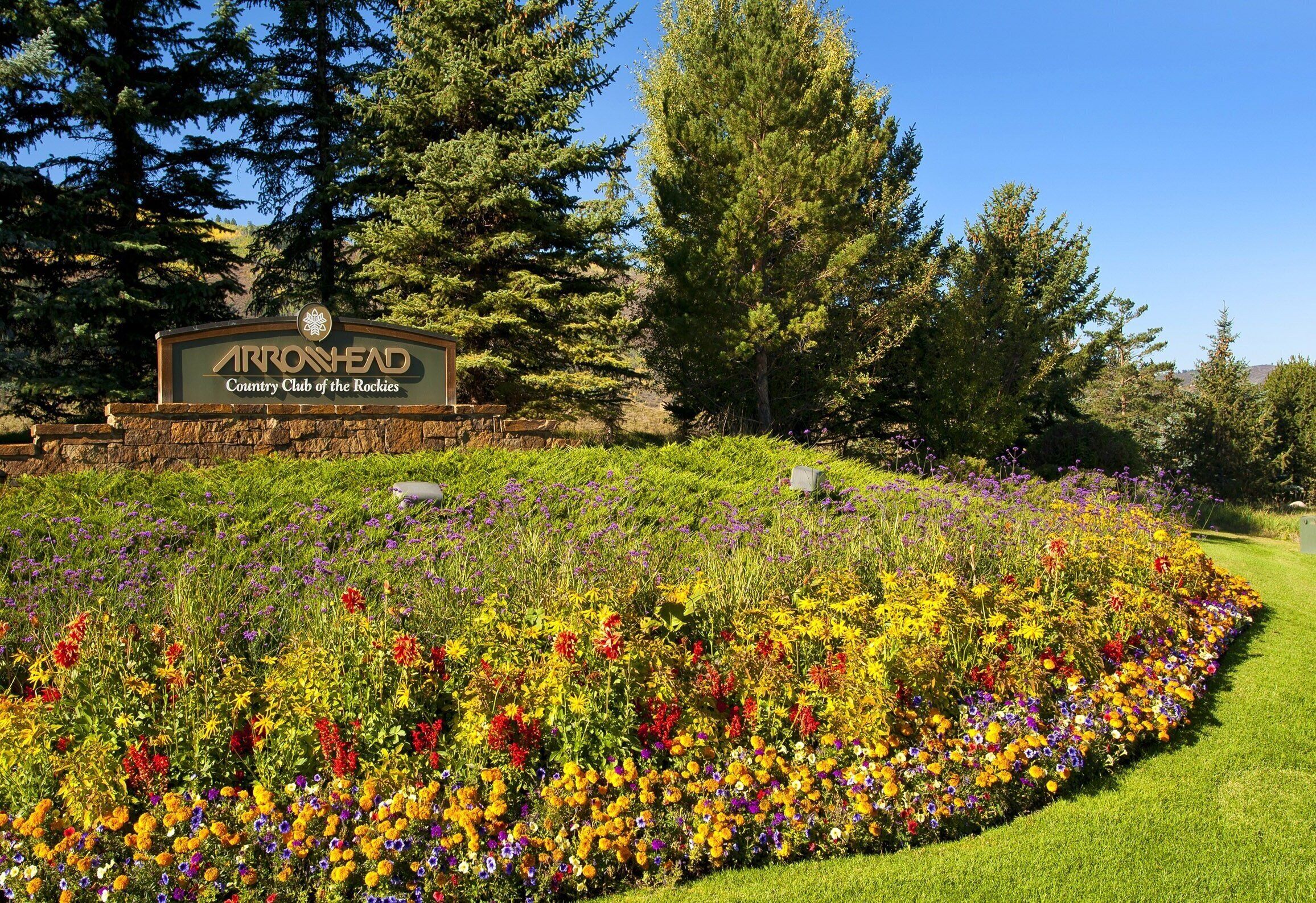 Condo, 2 Bedrooms | Property grounds