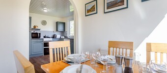 Walled Cottage - UK49097