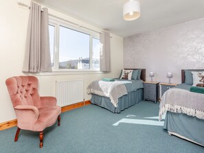 3 bedrooms, free WiFi, bed sheets