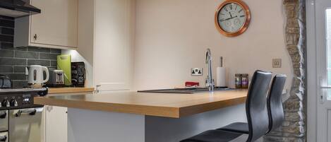 Lave-vaisselle, chaise haute