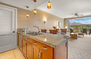 Interior - Maui Resort Rentals: Honua Kai – 4 Total Bedrooms + Den w/ Beautiful Ocean & Mountain Views! (Lahaina)