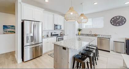 Bear Lake Haus Luxury Bear Lake Retreat