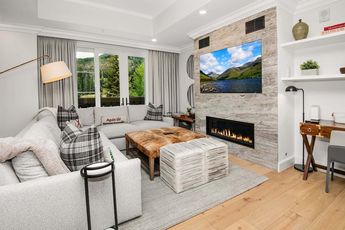 Condo, 3 quartos | Área de estar | Smart TV