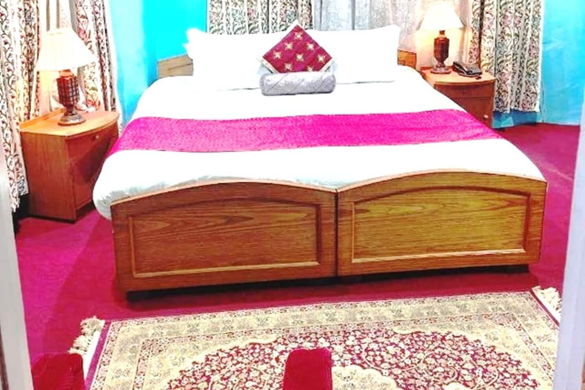 Premium bedding, memory-foam beds, desk, blackout curtains