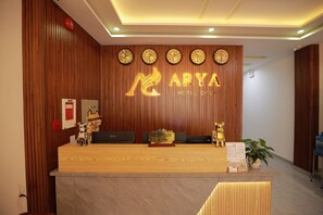 Reception - Arya Hotel Dalat (Da Lat)