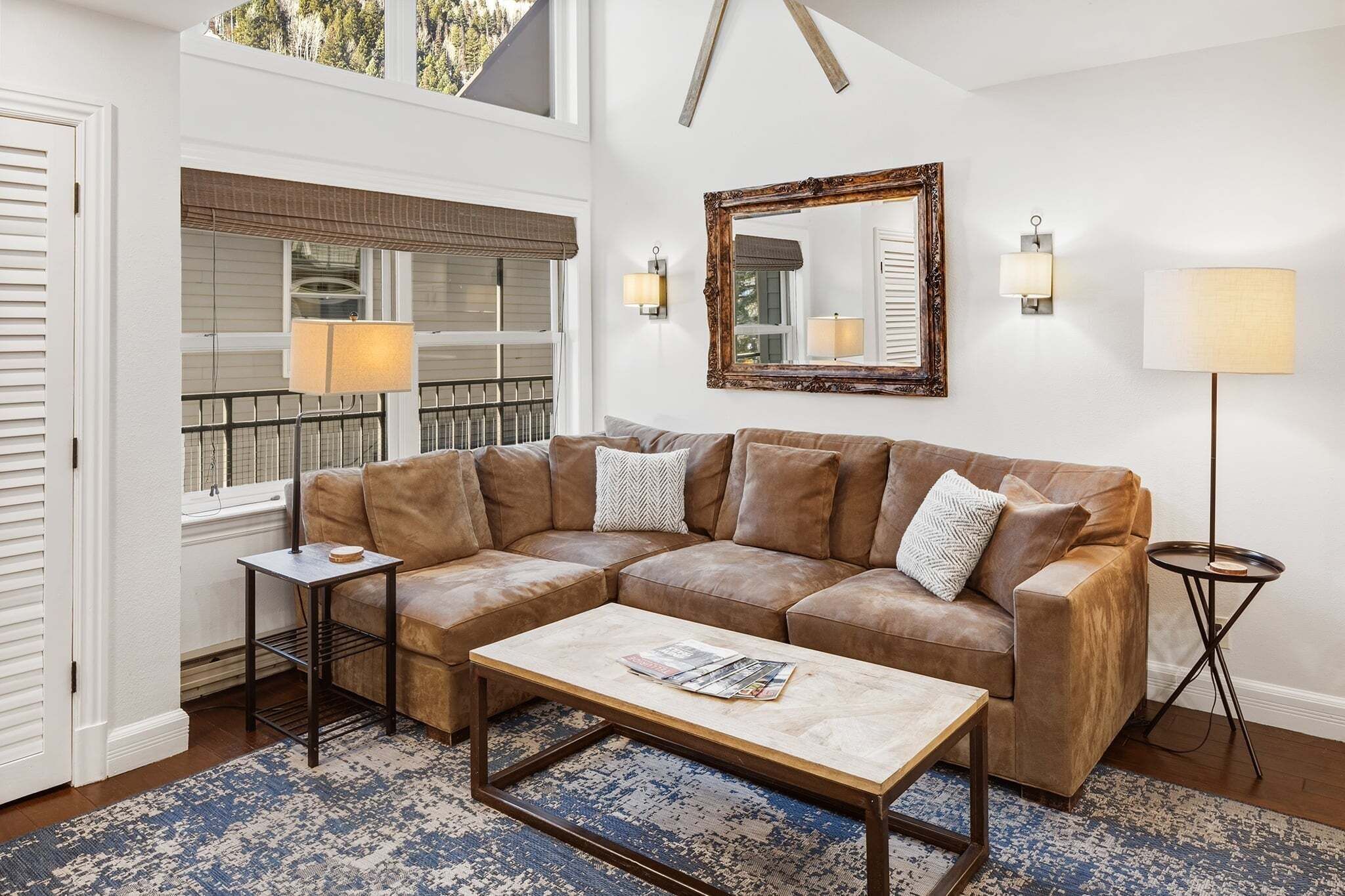 Condo, 2 Bedrooms | Living area