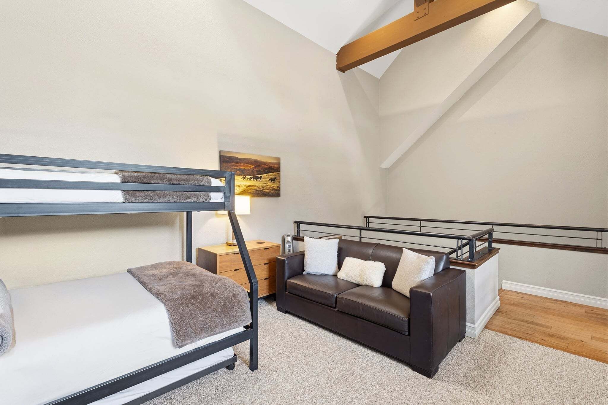 Condo, 3 Bedrooms | Interior