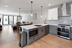 Microwave, oven, stovetop, dishwasher