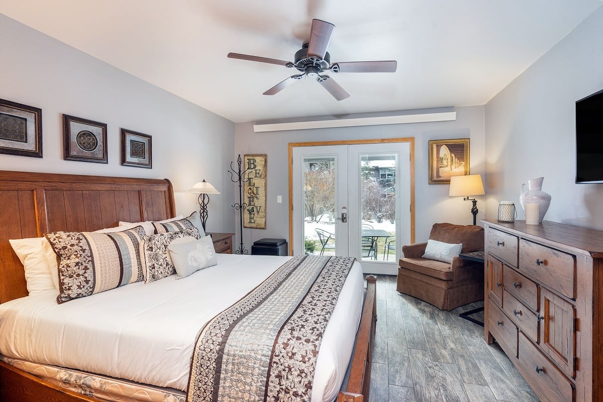 Condo, 1 Bedroom | Free WiFi