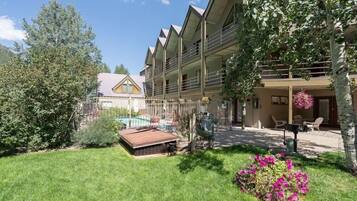 Condo, 1 Bedroom | Exterior