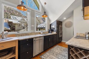 Condo, 3 Bedrooms | Private kitchen | Fridge, coffee/tea maker, toaster