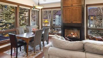 Condo, 1 quarto | Parte interna