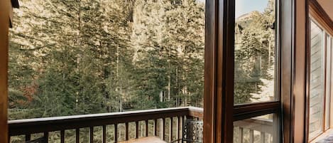 Condo, 2 Bedrooms | Interior