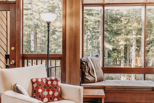 Condo, 3 Bedrooms | Living area - Glacier Mt Baker Lodging (Deming)