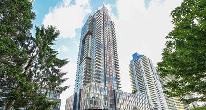 Burnaby Metropolis Metrotown/1bedroom Condo/AC/Skytrain/Pool/Gym
