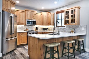 Condo, 3 Bedrooms | Private kitchen | Fridge, coffee/tea maker, toaster - Park City Ski Resort - Town Pointe Condos (Park City)
