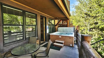 Condo, 2 Bedrooms | Outdoor spa tub