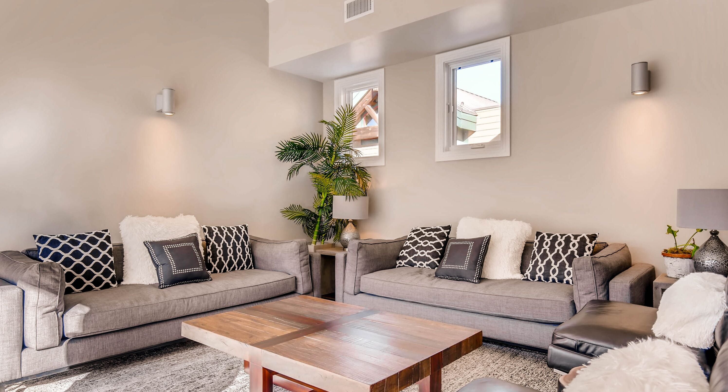 公寓客房, 3 間臥室 | 起居區