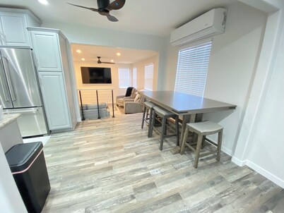 HubCityJewel-KingBed-Fenced Yard-LAX-SoFi-Disneyland