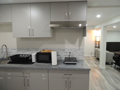 Cozy 2-Bedroom basement Suite with Private entrance South Winnipeg.