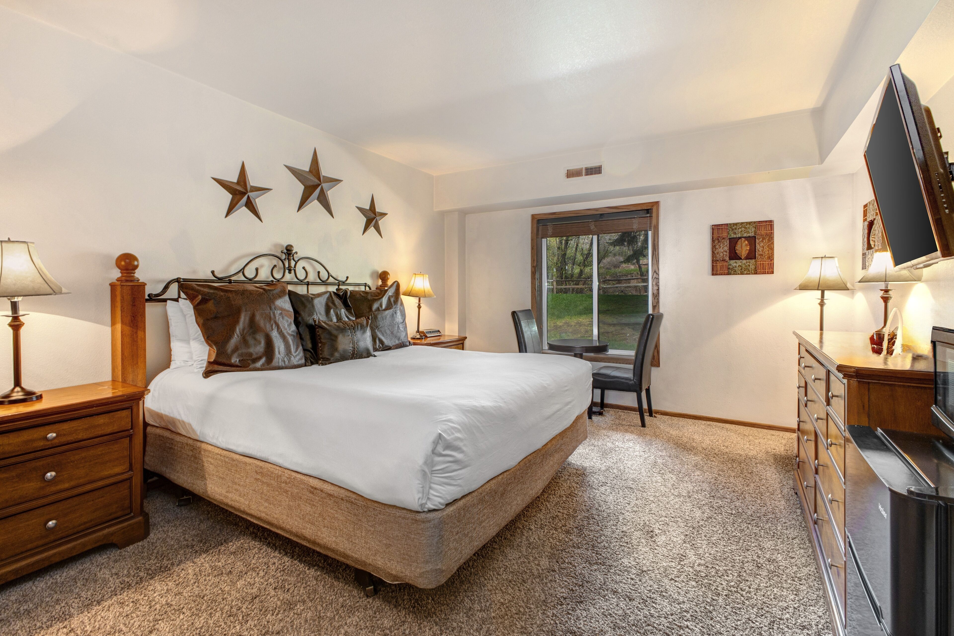 Leilighet, 2 soverom | Strykejern/-brett og wi-fi (inkludert)