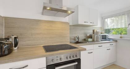 Ferienwohnung 'Ruhepol, 75qm' mit Gemeinschaftspool, Gemeinschaftsgarten und Wi-Fi