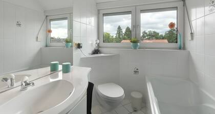 Ferienwohnung 'Ruhepol, 75qm' mit Gemeinschaftspool, Gemeinschaftsgarten und Wi-Fi