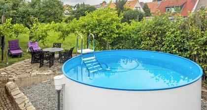 Ferienwohnung 'Ruhepol, 75qm' mit Gemeinschaftspool, Gemeinschaftsgarten und Wi-Fi