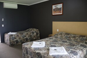 Deluxe Room - Victory Hotel Motel Gympie  (Gympie)