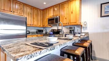 Condo, 3 Bedrooms | Private kitchen | Fridge, coffee/tea maker, toaster