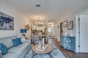 TV - Sand Dollar Dunes- 30A & Golf cart included! (Santa Rosa Beach)