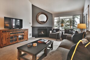 Appart'hôtel, 5 chambres | Coin séjour