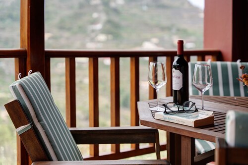'Laurel' Room with Mountain Views, Wi-Fi, and Air Conditioning - SilboHolidays